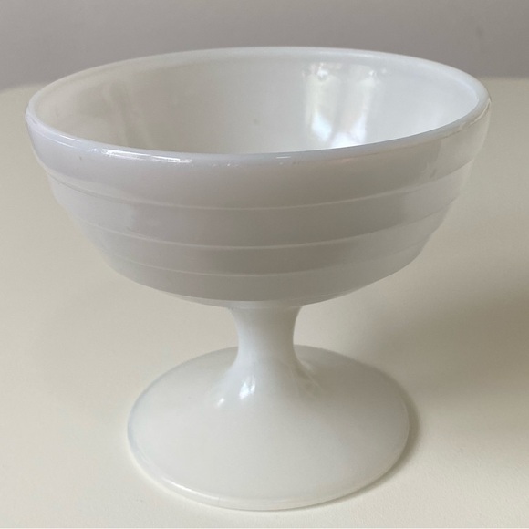 Vintage Platonite Sherbert Dish White Glass Dessert Bowls X2 - Picture 10 of 14